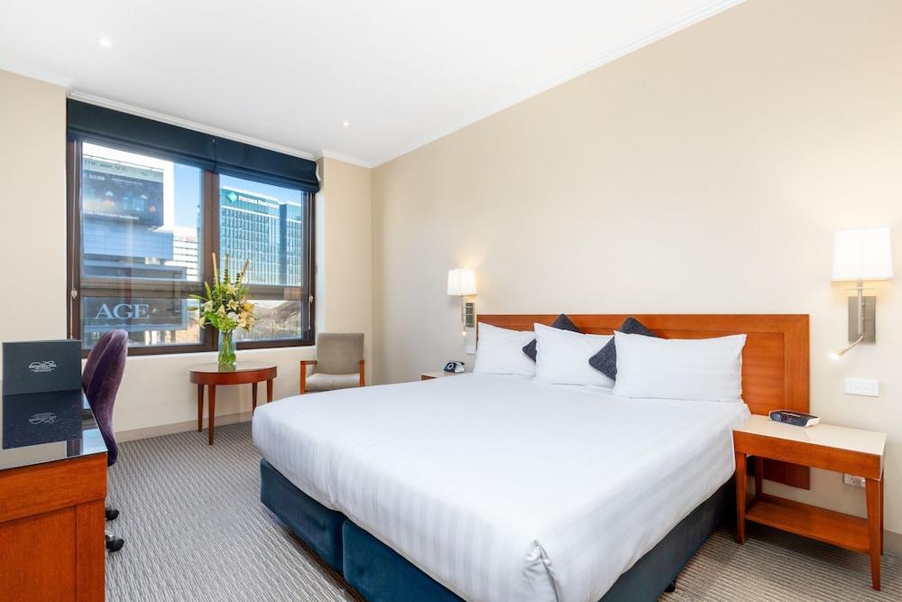 Batman'S Hill On Collins Hotel Melbourne Exterior photo
