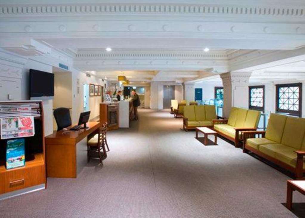 Batman'S Hill On Collins Hotel Melbourne Interior photo